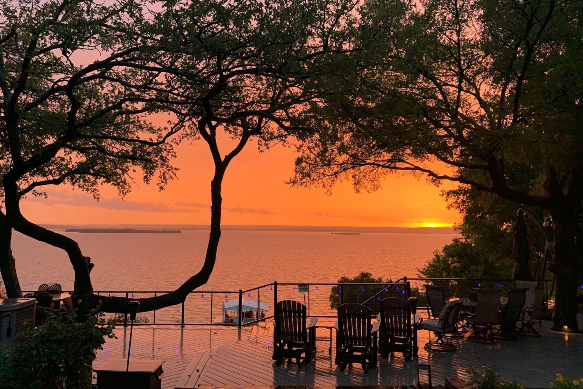 Вілла Sunset Cove Bridgeport Екстер'єр фото